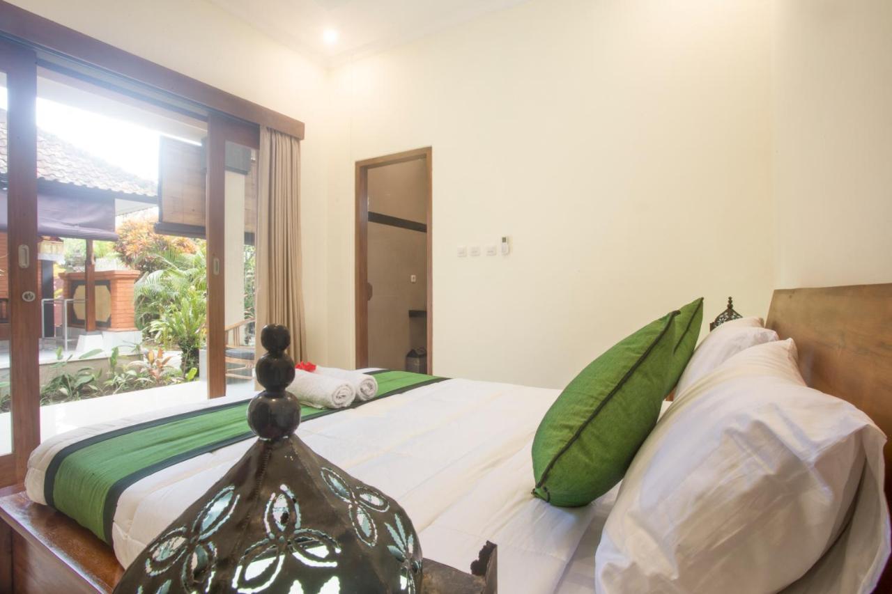 Monka House Hotel Ubud  Exterior photo