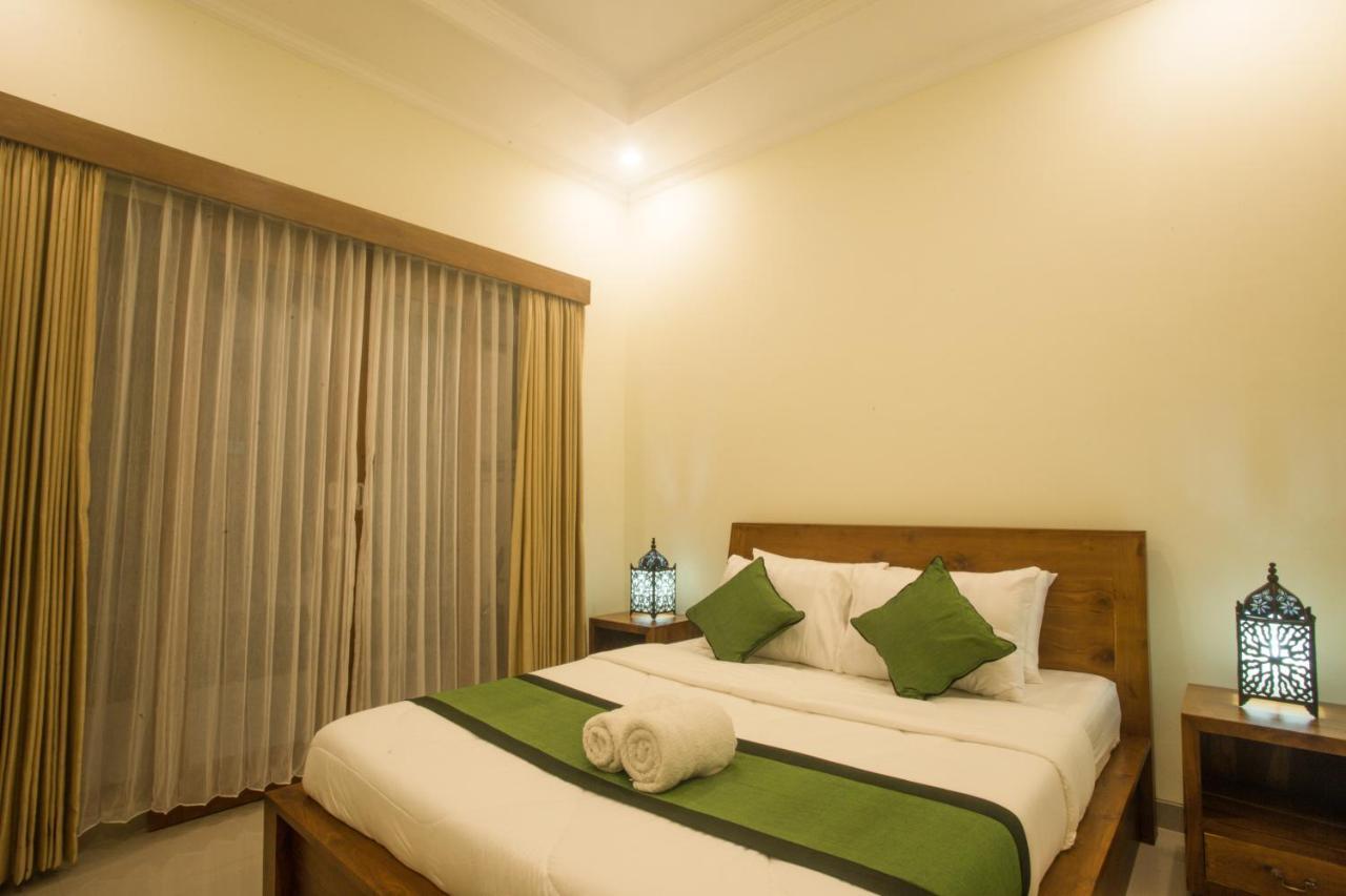 Monka House Hotel Ubud  Exterior photo
